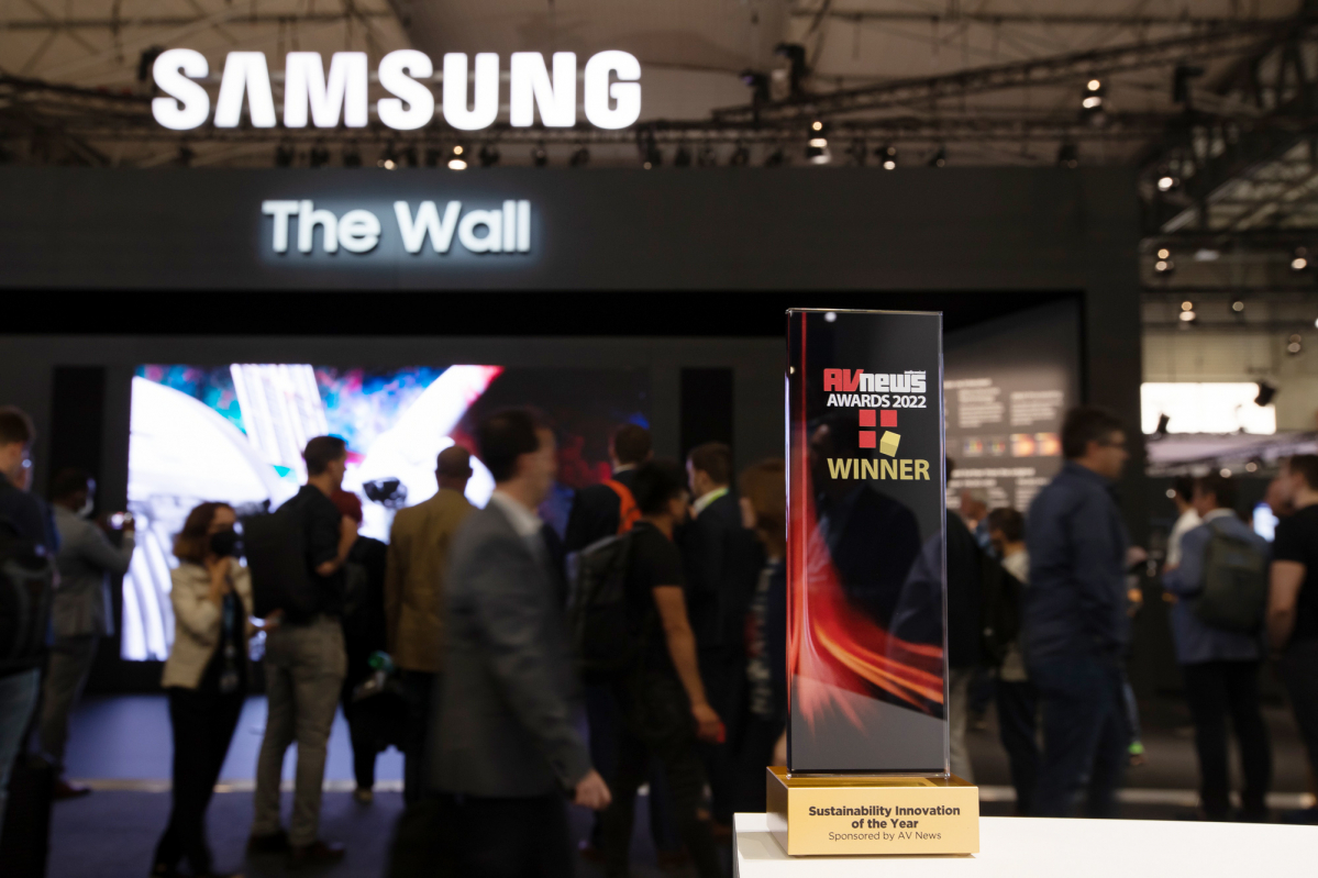 ▲삼성전자는 ISE 2022 기간 유럽 AV전문 매체 AV News가 수여하는 '올해의 지속 가능 혁신(Sustainability Innovation) 기업'으로 선정됐다. (사진제공=삼성전자)
