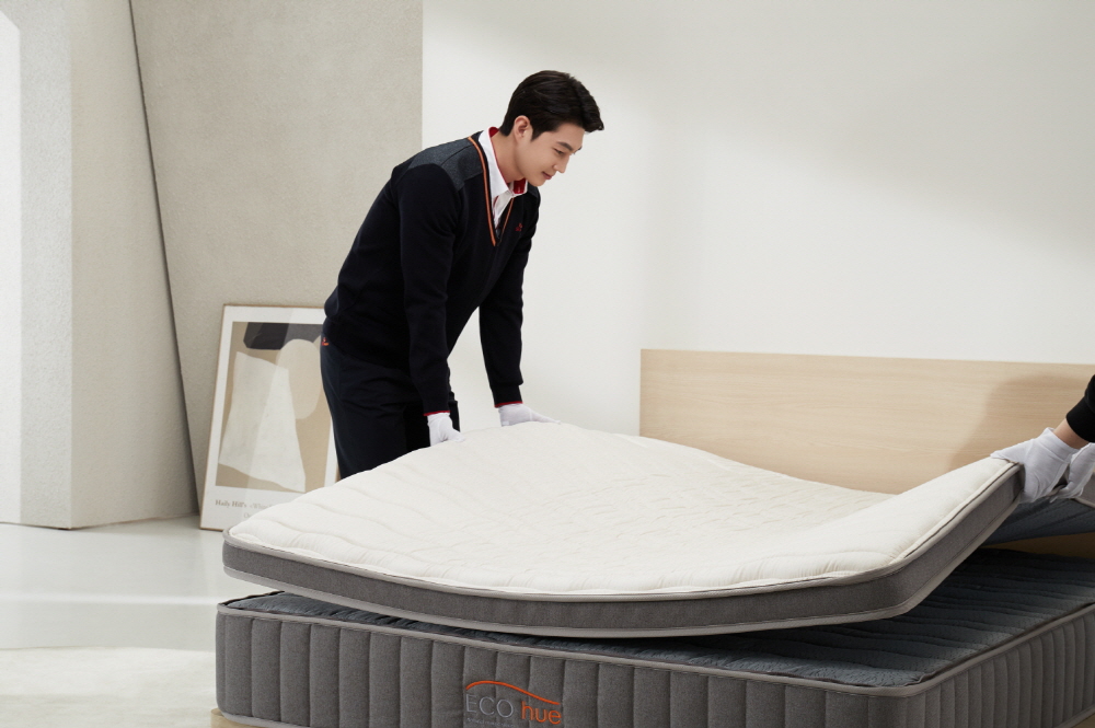 ▲SK매직이 매트리스, 프레임 등 침대 렌탈 및 케어 서비스인 ‘에코 휴’를 출시하고, 매트리스 시장 공략을 본격화한다. (사진제공=SK매직)