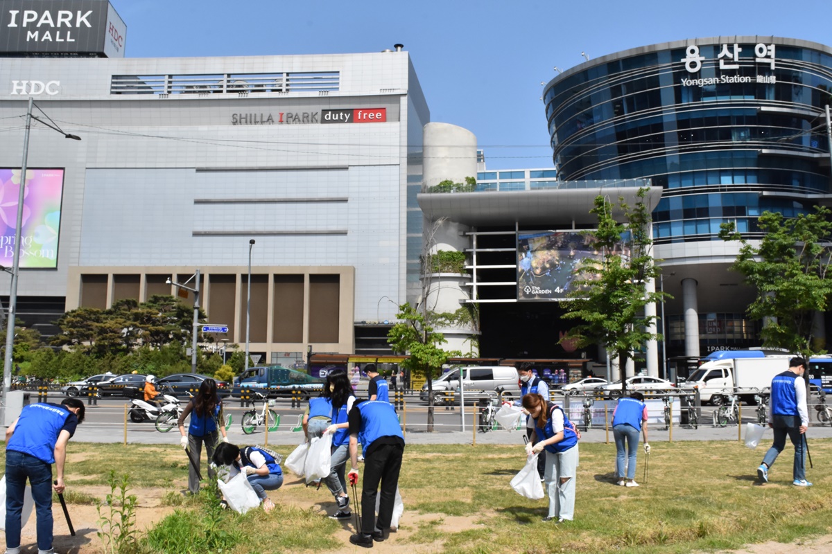 ▲HDC신라면세점 플로깅 행사. (신라면세점)