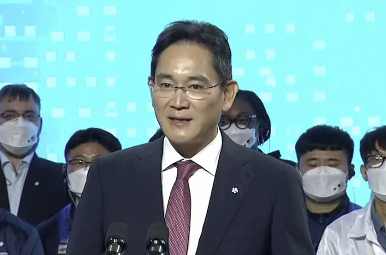 ▲이재용 삼성전자 부회장이 20일 조 바이든 미국 대통령 방문에 환영사를 하고 있다. 출처 : YTN 영상 캡처
