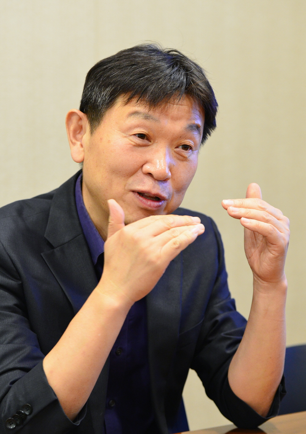 ▲정철교 에코백스 한국지사 대표는 최근 이투데이 본지와 만나 "3년 안에 국내 로봇청소기 업계에서 해외브랜드 중 1위에 오르겠다"는 목표를 밝혔다.  (이투데이 DB)