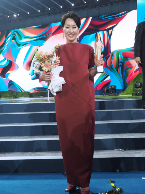 ▲이혜영(사진제공= 블루드래곤 엔터테인먼트)