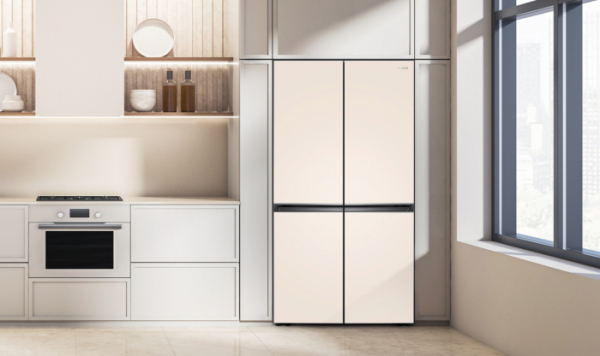▲위니아가 2022년형 위니아 프렌치 프리미엄 냉장고를 출시했다.  (사진제공=위니아)