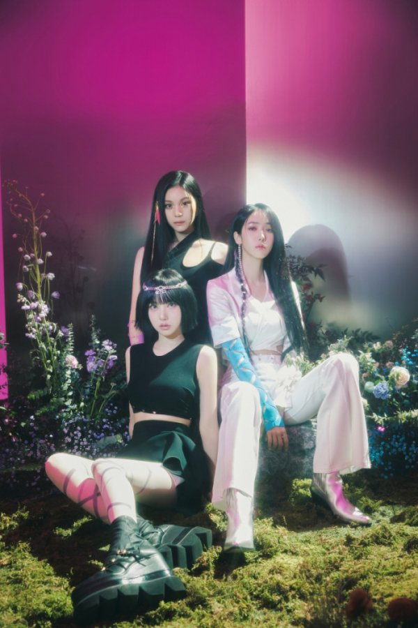 ▲비비지(VIVIZ)(사진 = 빅플래닛메이드 제공)