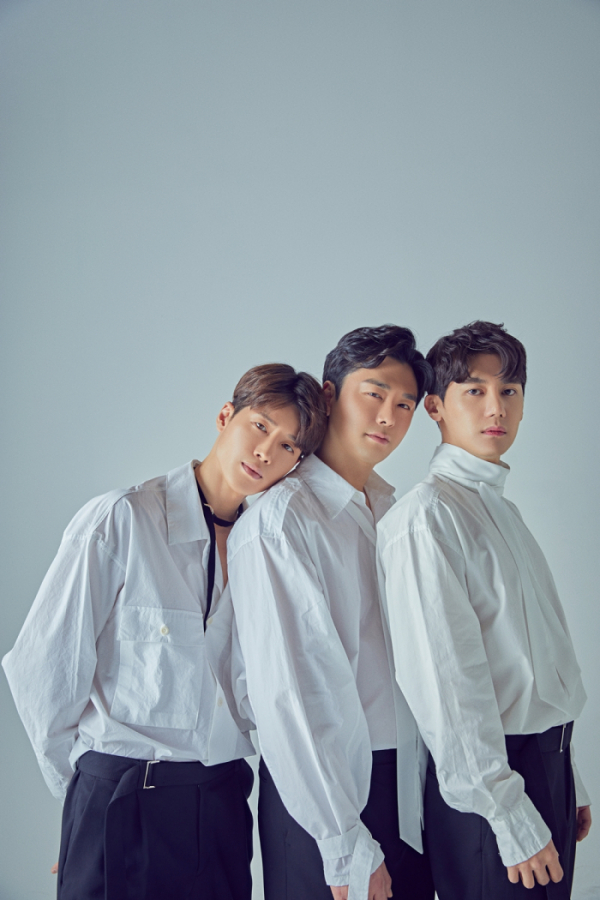 ▲더블레스(사진제공=KDH엔터테인먼트)