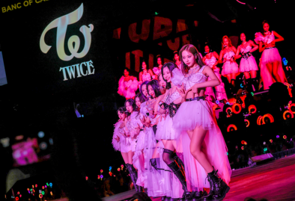 ▲트와이스(사진제공=JYP엔터테인먼트)