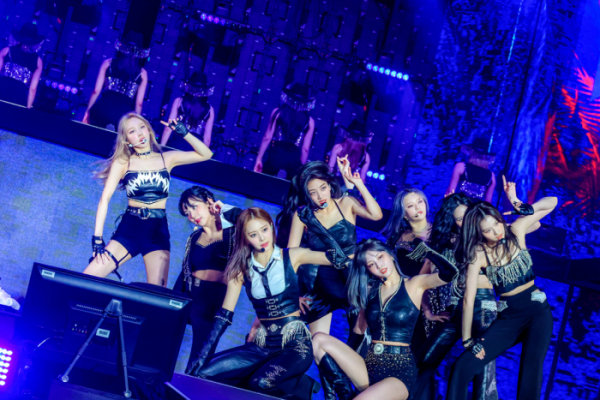 ▲트와이스(사진제공=JYP엔터테인먼트)