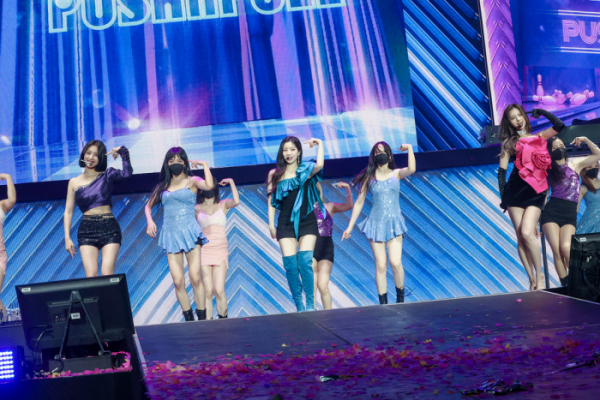 ▲트와이스(사진제공=JYP엔터테인먼트)