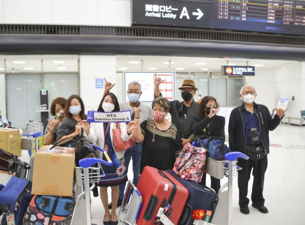 ▲미국 여행객들이 24일 일본 나리타공항을 통해 입국하고 있다. 나리타/교도연합뉴스

