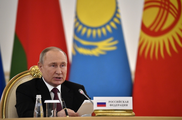 ▲블라디미르 푸틴 러시아 대통령이 16일 집단안보조약기구(CSTO) 회의에서 발언하고 있다. 모스크바/AP뉴시스

