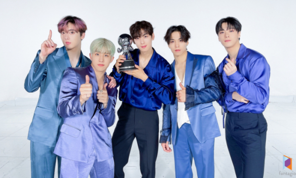 ▲아스트로(사진 = 판타지오 제공)