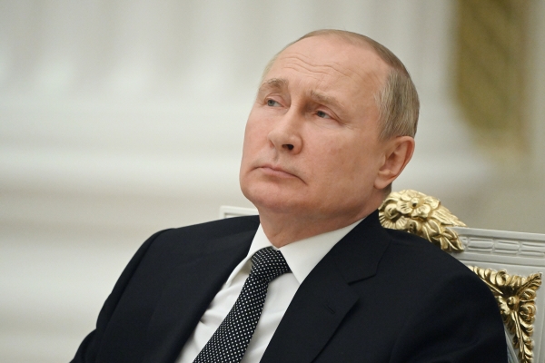 ▲블라디미르 푸틴 러시아 대통령이 25일 회의를 주재하고 있다.   (모스크바/AP뉴시스)