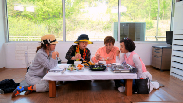 ▲'박원숙의같이삽시다' 옥천 부소담악(사진제공=KBS 2TV)