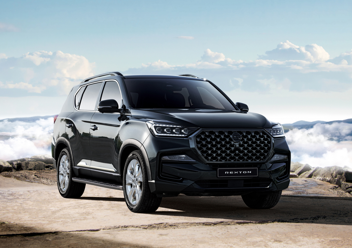 ▲쌍용자동차가 호국보훈의 달 6월을 맞아 다양한 구매 혜택을 제공한다. 사진은 쌍용자동차 '올 뉴 렉스턴 시그니처' (사진제공=쌍용자동차)