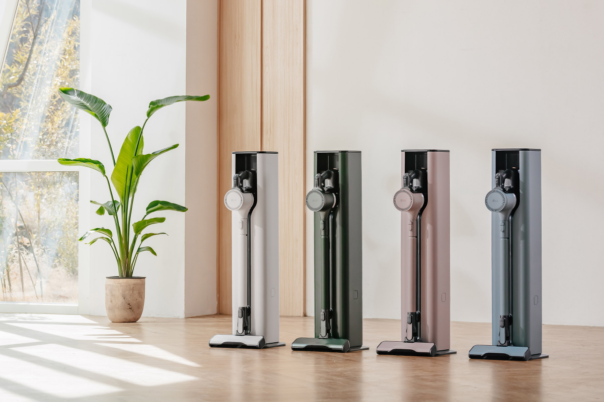 ▲왼쪽부터 LG 코드제로 A9S 신제품의 △카밍베이지 △카밍그린 △클레이핑크 △클레이민트 모델. (사진제공=LG전자)