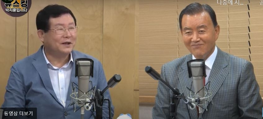 ▲설훈 더불어민주당 의원이 17일 오전 YTN라디오에 출연해 입장을 밝히고 있다. 