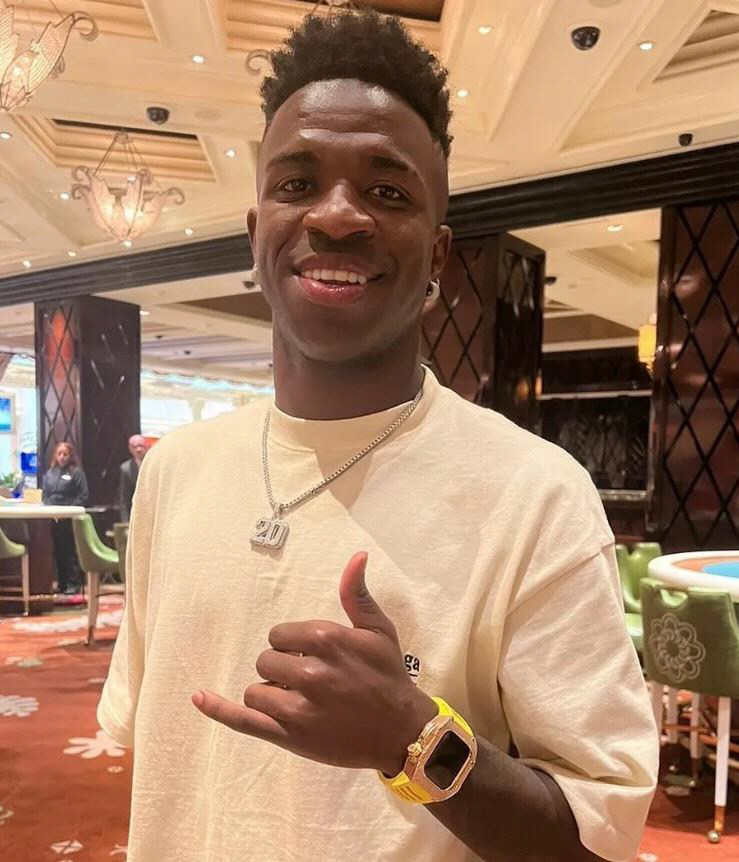 ▲브라질 축구 국가대표 선수 비지시우스 주니오르(레알 마드리드)가 골든컨셉의 애플워치 케이스를 착용하고 있다. (출처=골든컨셉 인스타그램)