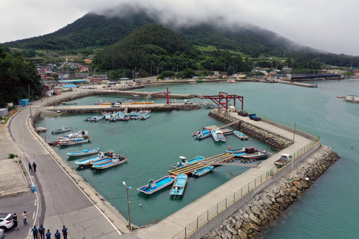 ▲조유나 양 아버지의 휴대전화가 마지막으로 꺼진 전남 완도군 송곡선착장의 모습. (연합뉴스)
