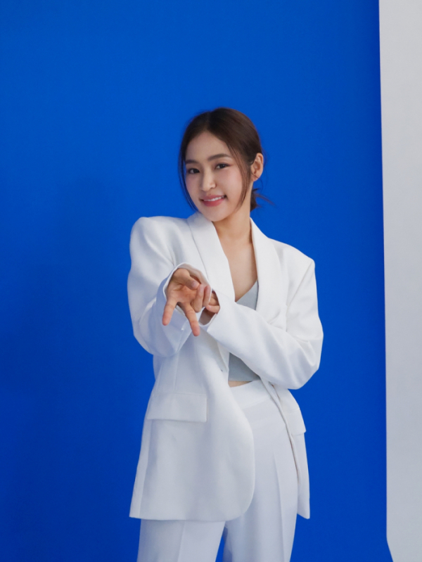 ▲홍자(사진 = 미스틱스토리 제공)