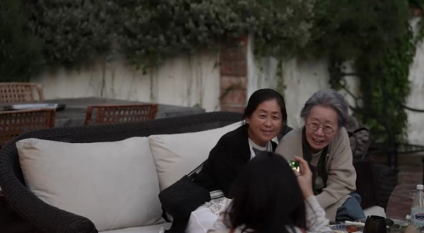 ▲'뜻밖의 여정' 정자, 윤여정(사진제공=tvN)