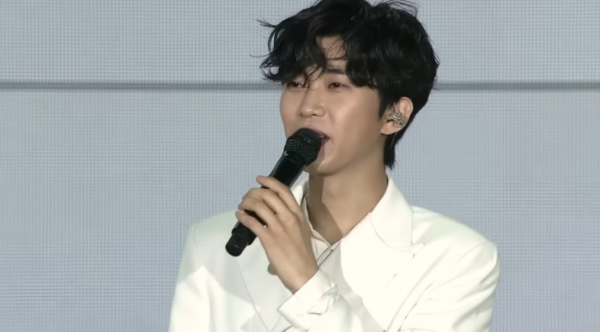 ▲'무지개'를 부른 뒤 임영웅(사진=임영웅 유튜브)