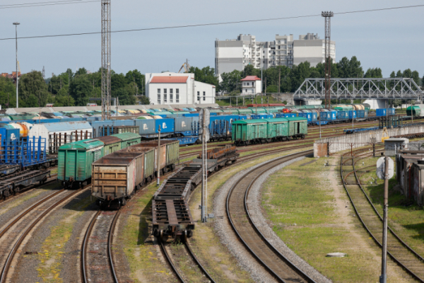 ▲칼리닌그라드-소르티로보치니 역에 화물열차들이 정차해 있다. 칼리닌그라드/타스연합뉴스
