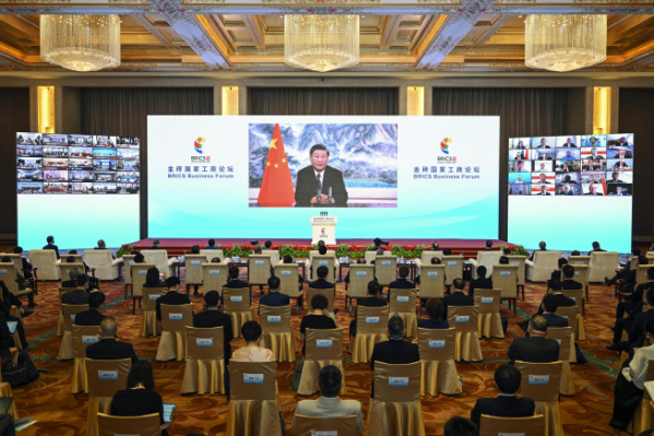 ▲22일 시진핑 중국 국가주석이 베이징에서 브릭스(BRICS) 정상회의 개막 연설을 하고 있다. 베이징/신화뉴시스