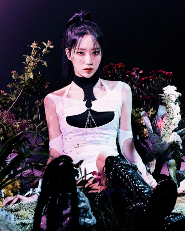 ▲IRRIS(아이리스) 리브(사진 = 저스티스 레코즈, 멜로우엔터테인먼트 제공)