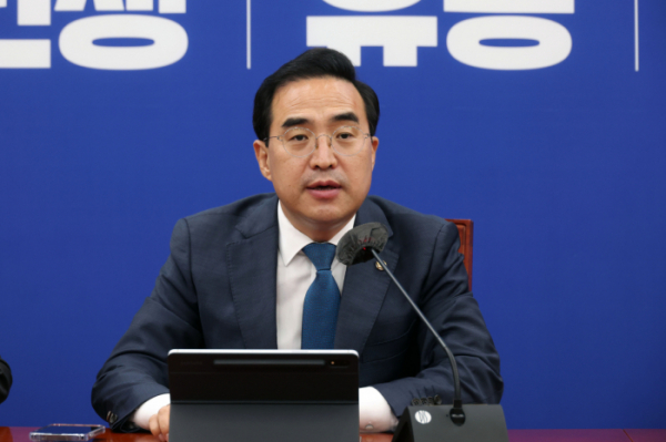 ▲더불어민주당 박홍근 원내대표가 28일 오전 국회에서 열린 원내대책회의에서 발언하고 있다. (국회사진기자단)