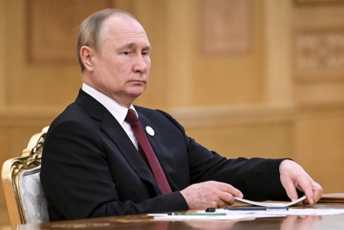 ▲블라디미르 푸틴 러시아 대통령이 6월 29일 카스피해 연안국 정상회의에 참석했다. 아시가바트/AP연합뉴스
