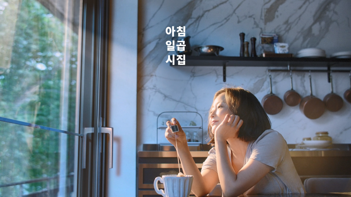 ▲클렌체 신규 TV 광고 스틸컷 콜라주. (사진제공=KCC)