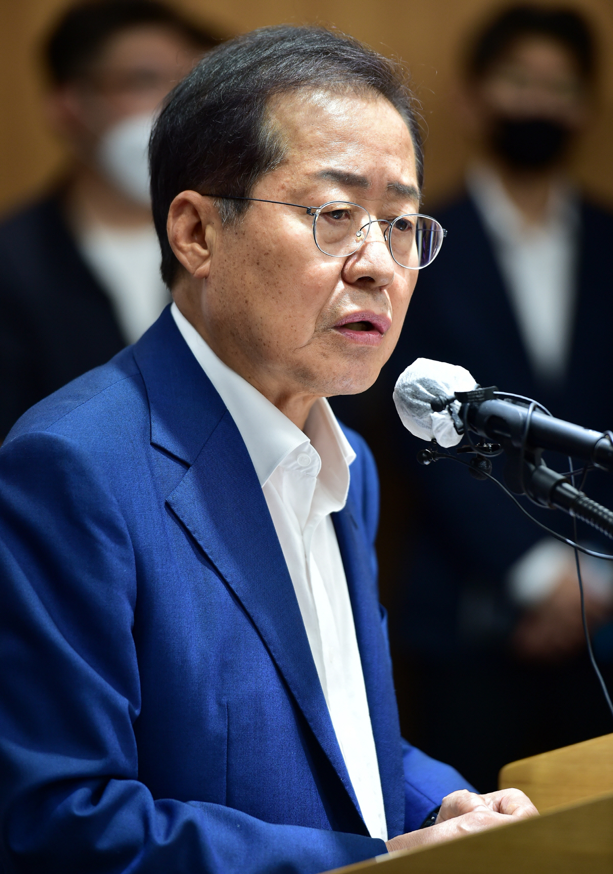 ▲(뉴시스) 홍준표 대구시장이 5일 오후 대구시청 본관 브리핑룸에서 열린 민선 8기 취임 기자간담회에서 발언을 하고 있다.