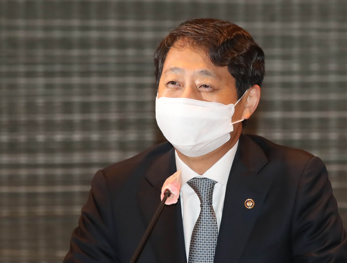 ▲안덕근 산업통상자원부 통상교섭본부장이 7일 오후 서울 중구 소공동 롯데호텔에서 열린 새 정부 첫 통상교섭민간자문위원회에서 모두발언 하고 있다. (뉴시스)