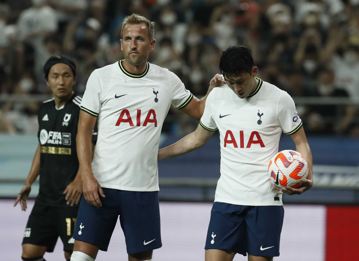 ▲13일 서울 마포구 서울월드컵경기장에서 열린 쿠팡플레이시리즈 1차전 팀 K리그와 토트넘 홋스퍼의 경기에서 해리 케인과 손흥민. (뉴시스)