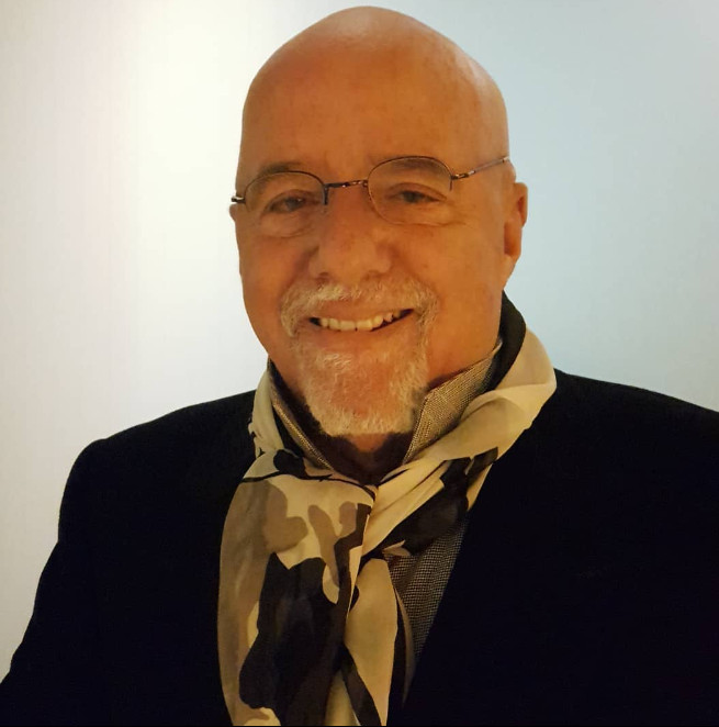 ▲세계적인 베스트셀러 '연금술사'의 작가 파울루 코엘류. (출처=파울루 코엘류 SNS)