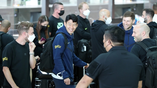 ▲17일 한국에서 프리시즌 투어를 끝내고 영국으로 출국하는 손흥민. (연합뉴스)