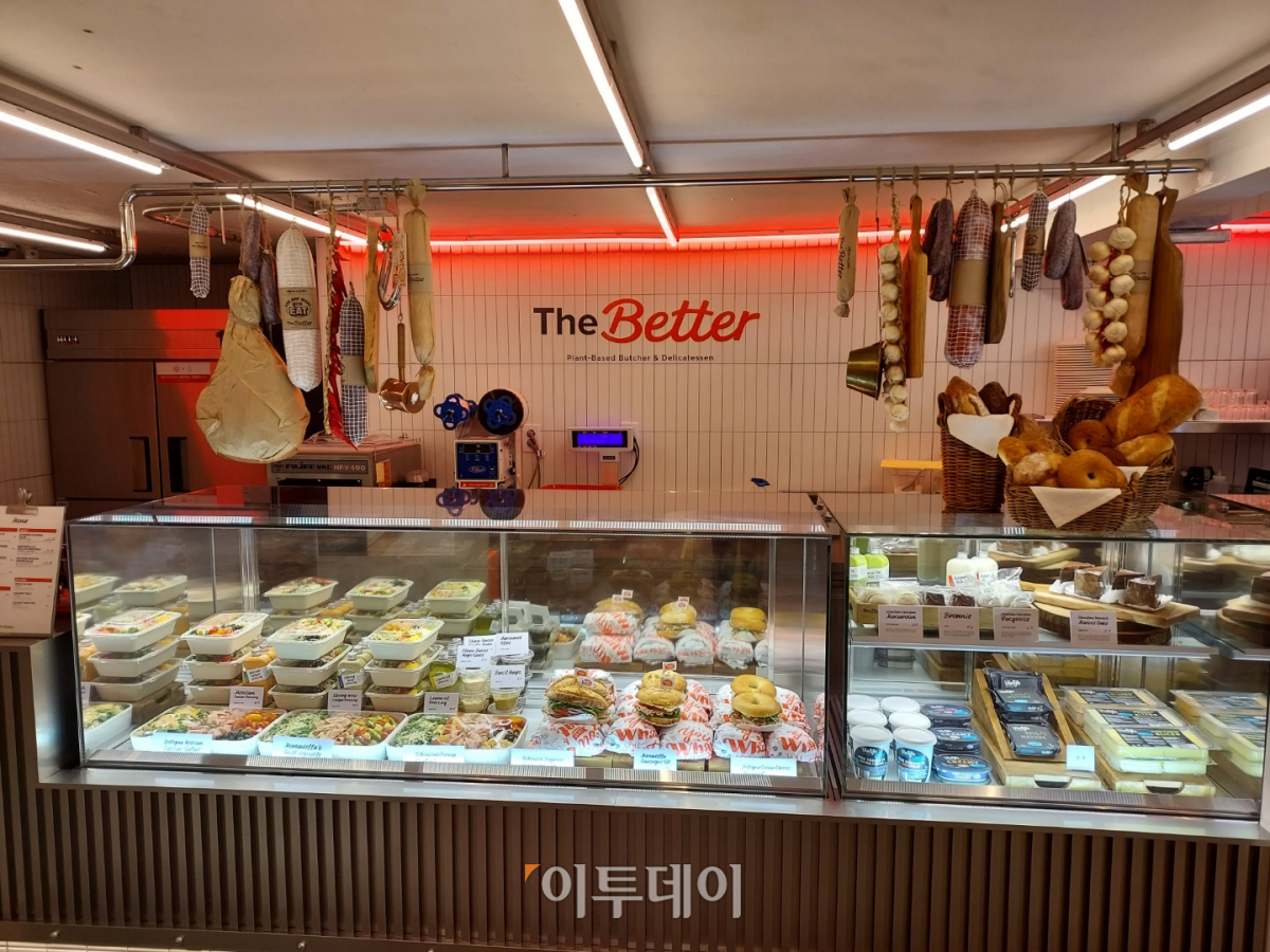 ▲서울 강남구 압구정 로데오거리에 있는 신세계푸드 '더 베러' 매장 내부.  (사진=한영대 기자 yeongdai@)