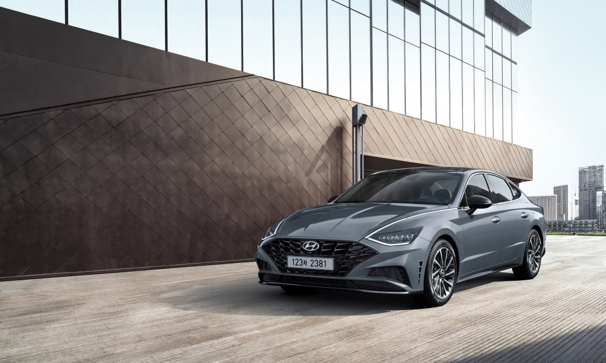 ▲현대자동차가 쏘나타의 연식변경 모델 ‘2023 쏘나타 센슈어스’를 출시한다고 19일 밝혔다. (사진제공=현대자동차)