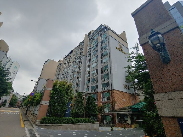 ▲서울 강남구 청담동 50-5 청담대우유로카운티 104동 12층 1204호 (사진제공=지지옥션)