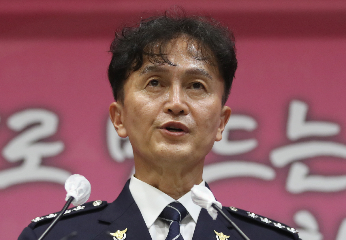 ▲(연합뉴스) 26일 오후 울산시청 프레스센터에서 류삼영 총경이 기자회견을 하고 있다.
