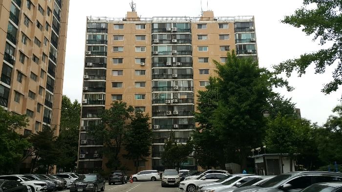 ▲서울 동대문구 장안동 95-1 현대아파트 11동 10층 1002호 (사진제공=지지옥션)