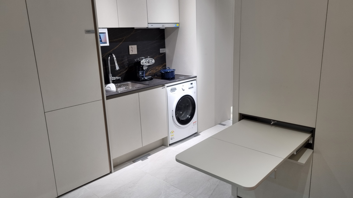 ▲전용 23㎡형에서 슬라이딩 작업대를 펼친 모습. (김상영 수습기자 ksy2291@)