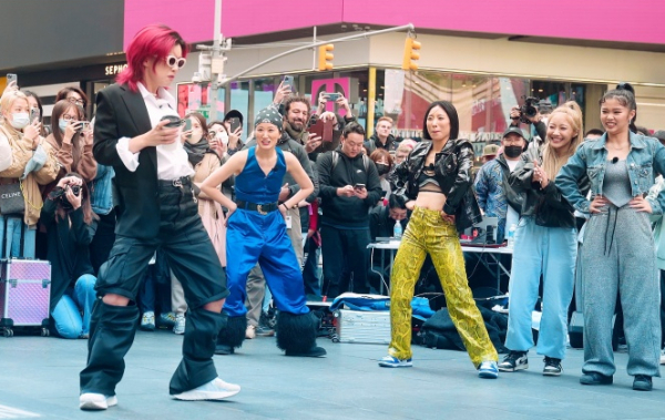 ▲‘플라이 투 더 댄스’(사진제공=JTBC)