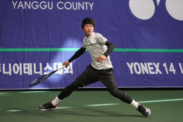 ▲조세혁이 윔블던 테니스대회 14세부 남자 단식에서 우승했다.(연합뉴스)