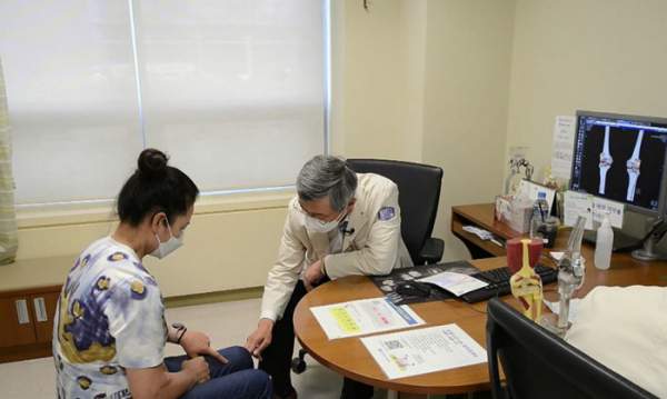 ▲'명의' 무릎(사진제공=EBS1)