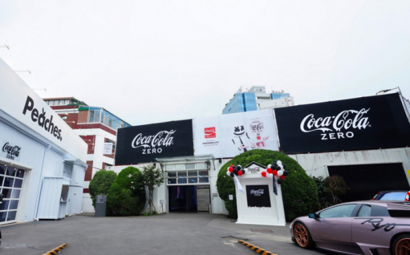 ▲‘코카-콜라 제로 MARSHMELLO’ 팝업 체험존 (사진제공=코카-콜라사)