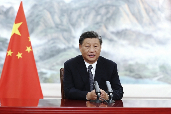 ▲시진핑 중국 국가주석이 6월 22일(현지시간) 브릭스 비즈니스포럼 개회식에서 화상 형태로 기조연설을 하고 있다. 베이징/AP뉴시스 
