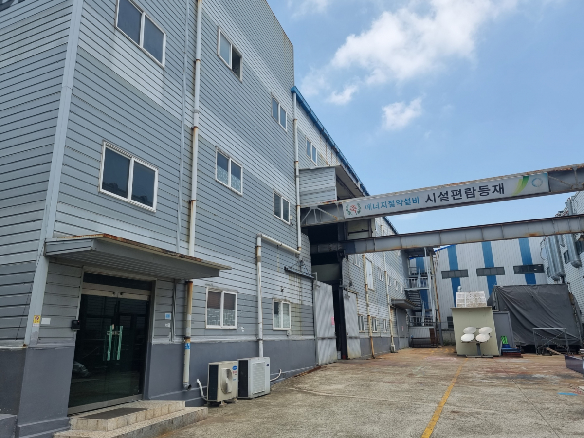 ▲부산시 강서구 녹산국가산업단지에 위치한 산업용 건조기 기업 쓰리텍 공장. (심민규 기자 wildboar@)