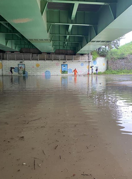 ▲8일 인천에 강풍을 동반한 폭우가 쏟아지면서 인천 중구 지하차도가 침수되어 있다. (연합뉴스)