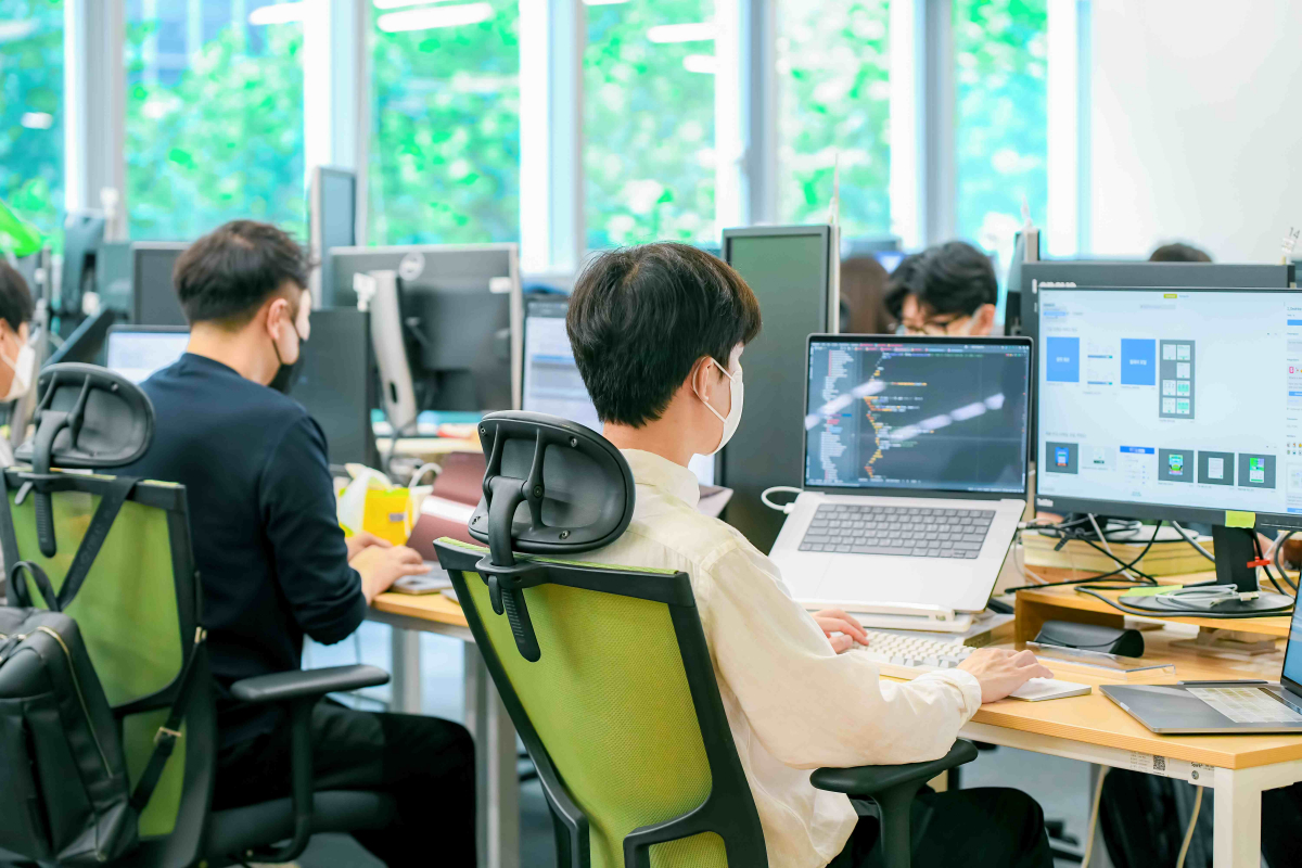 ▲국내 IT기업들의 하이브리드 근무제 전환이 이어지고 있다. (사진제공=잡플래닛)